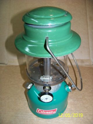 Vintage Coleman 335 Lantern Dated 1/77 Made In Canada -