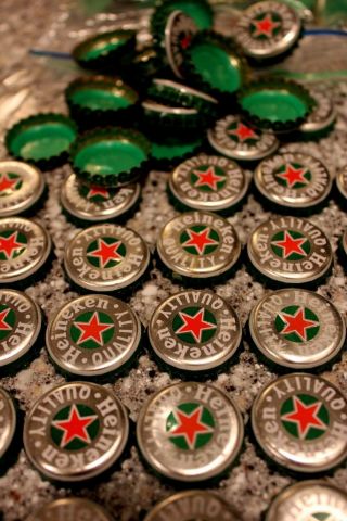 100 Heineken Beer Bottle Caps Dents Green Silver Red Star C Store Fast Shpg