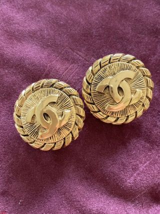 Authentic Vintage Chanel Large Gold Plated Clip On Earrings