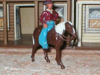 LEAD OR MEDAL MANOIL COWBOY AND HORSE 3 2