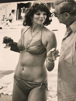 Joan Collins,  Robert Wagner & Eddie Albert 7x 9 Vintage Photo 1970’s 2