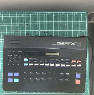 Yamaha Rx11 Drum Machine Rhythm Programmer Vintage Lo Fi Linn