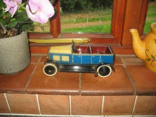 Early Tinplate Limo Tin Toy Attractive Touring Car 1920 
