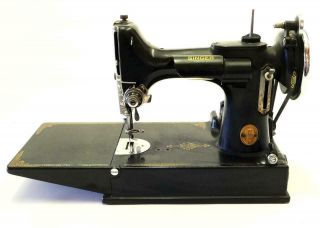 Vintage 1938 Singer 221 Featherweight Scroll Face Sewing Machine