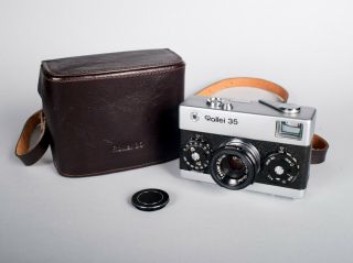Vintage Rollei 35mm Film Camera With Tessar 40/1:3.  5 Lens