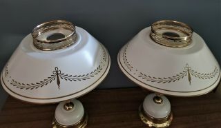 Pair Vintage Toleware 60s Table Lamps Metal Beige Gold Cottage Farmhouse Shabby 3