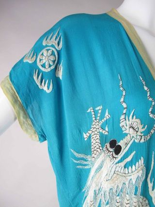 Wonderful 1920 ' s French Blue Silk Crepe Robe With Embroidered White Dragons 3