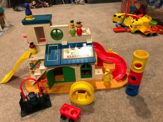Vintage Fisher Price Little People 937 Sesame Street Clubhouse Accessories