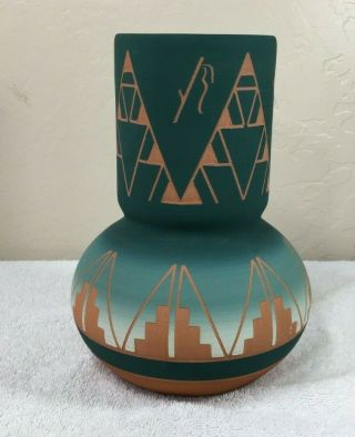 Vintage Native American Clay Pottery Spirit Vase Lakota Sioux Signed by Artist 3