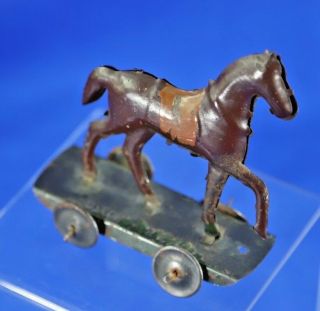 VINTAGE CZECHO - SLOVAKIA TIN LITHO HORSE PULL TOY WITH METAL WHEELS 3