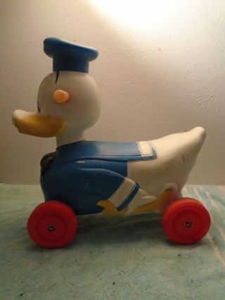Vintage 1962 Louis Marx ride on Donald Duck Walt Disney Quack toy 4 wheel rare 2