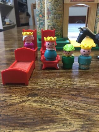 Vintage Near Complete Fisher Price Little People Castle 993 3