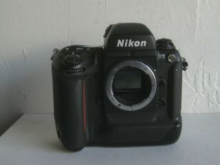 Vtg Nikon F5 Late Model 35mm Film Camera Body Serial 3168129 Cond