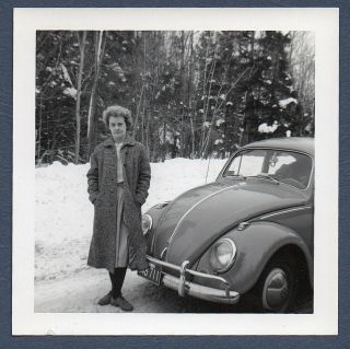 Vintage Found Photo Snapshot Ca.  1960s Lady W Volkswagen Beetle On Snowy Roadway