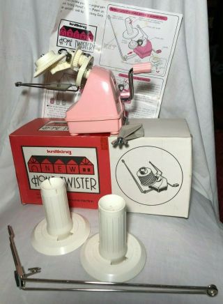 Vintage Daruma Home Yarn Twister W/ Instructions Pink Roll Balls Create
