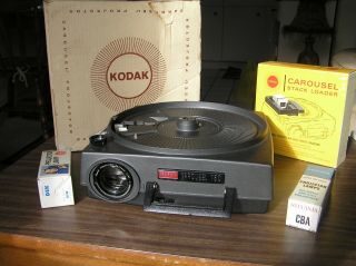 Vintage Kodak 750 Carousel Slide Projector,  Stack Loader,  2 Lamps 500w