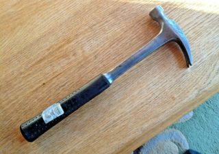 Vintage Millers Falls 16 Oz.  Claw Hammer Made In Usa Frm Kansas Estate