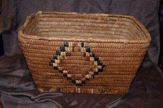 Vintage Northwest Coast Thompson River Salish Indian Basket Native American