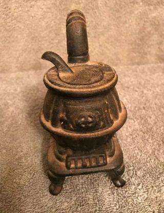 Vintage,  Heavy Collectible Mini Cast Iron Stove.  Decor.