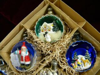 Wonderful 3 Dimensional Italian Vintage Christmas Ornaments Box