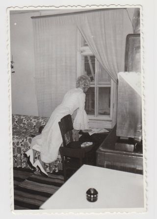 Lady Woman Looks Out The Window Room Interior Vintage Orig Photo /52118