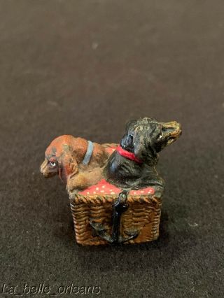 ANTIQUE AUSTRIAN COLD PAINTED VIENNA BRONZE DACHSHUNDS PUPPIES ON A BASKET. 3