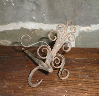 The Best 18th C Antique Wrought Iron Colonial American Betty Lamp Lighting Spike