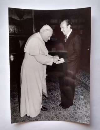 Photograph Of Pope John Paul Ii With Dr.  H.  Mahler (who) - 1988