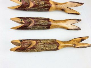Vintage 3 Rustic Style Hanging Hand Carved Wood Fish Folk Art Fisherman Decor 3
