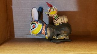 Hopping Bunny Rabbit Tin Wind Up Toy 1950s Colorful Made In Japan