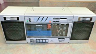 Vintage Sony Cfs - 3000 Transound Fm/am Stereo Cassette Ghetto Blaster Boombox