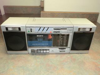 Vintage Sony CFS - 3000 Transound FM/AM Stereo Cassette Ghetto Blaster Boombox 2