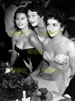 Photo - Sophia Loren,  Yvonne De Carlo & Gina Lollobrigida,  Berlin 1954