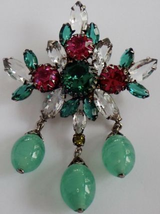 Vintage Schreiner Emerald Green Ruby Red Crystal Rhinestone Art Glass Brooch