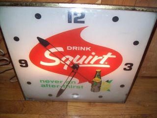 Vintage Drink Squirt Soda Pam Clock Advertising Oil Gas Garage Country