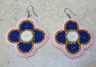 Hand Crafted Beaded Flower Design Native American Indian Earrings Set