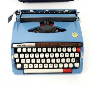 Vintage Brother Webster Typewriter XL - 747 Portable Blue w/Case Great 2