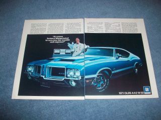 1971 Oldsmobile 442 W30 Vintage 2pg Color Ad " It Comes Factory - Blueprinted.  "