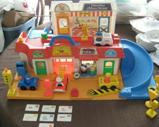 Vintage Fisher Price Little People 2500 Main Street Complete With Mail 1986 Vg