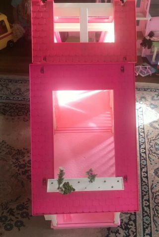 VTG 1985 PINK BARBIE DOLL A Frame DREAM HOUSE Near Complete With Furniture 3