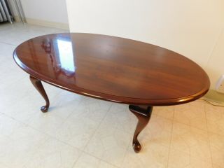 Vtg Smaller Pennsylvania House Solid Cherry Queen Anne Style Oval Coffee Table