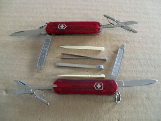 2x - Victorinox Swiss Army Knife Classic Sd Translucent Red Very Good/excellent