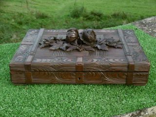 19thc Black Forest Wooden Oak Carved Box With Sunflower Heads C.  1870