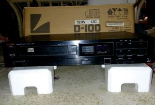 Vintage Luxman D - 100 Compact Disc Digital Audio Single Disc Player