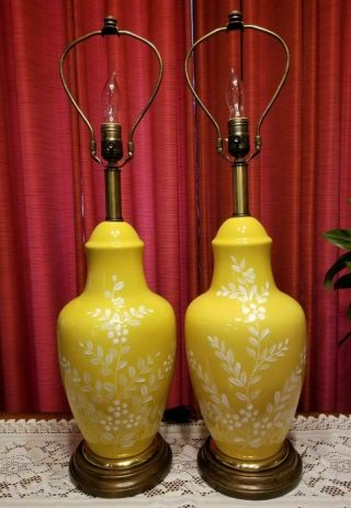 Vintage Set Of 2 Table Lamps Yellow Ceramic Hand Painted White Flowers Wood Base