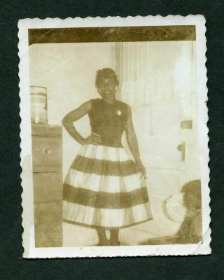 Vintage Polaroid Photo African American Woman In Dress 989087