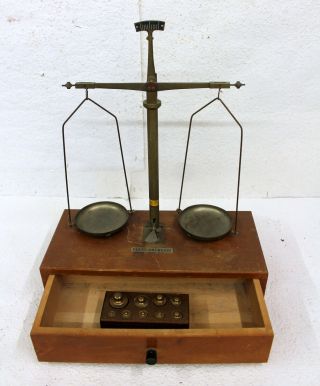 Antique precision Balance,  Pharmacy Scale with weights 2
