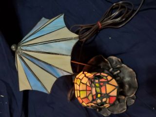 Vintage Tiffany Style Quoizel Stained Glass Frog Lamp With Umbrella 3