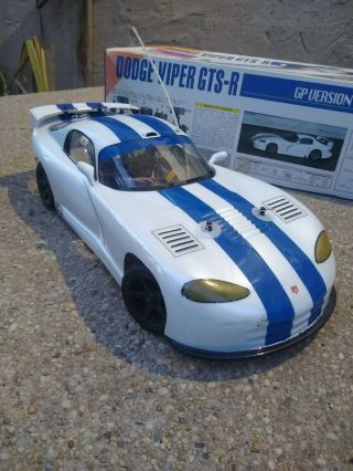 Vintage 1/10 Scale Electric Kyosho Dodge Viper Gts - R And