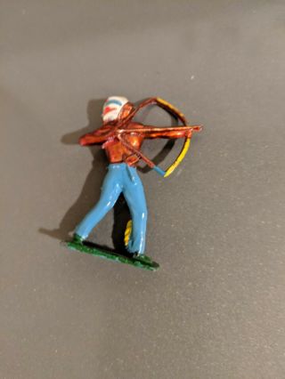 Vintage Indian METAL TOY FIGURINE 1950 ' S made in England.  BOW & ARROW 3